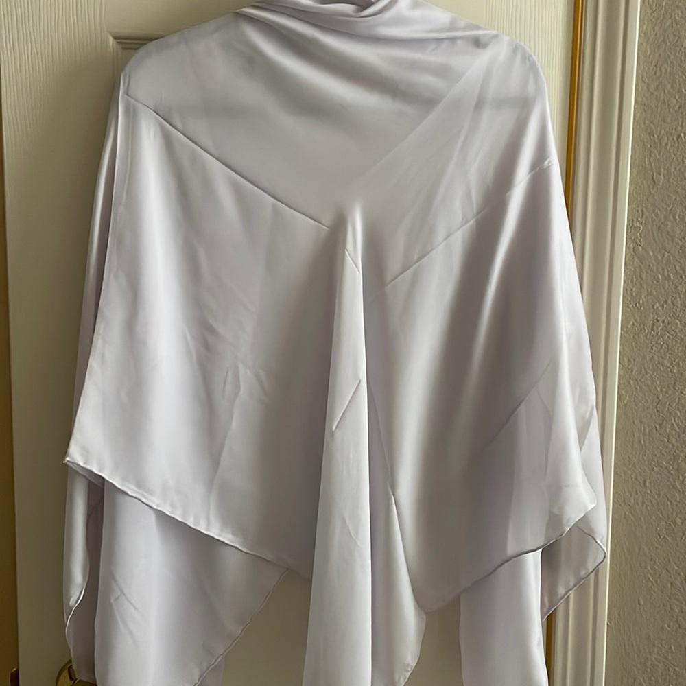 Silk Touch Large square hijab 150cm x 150cm light grey color